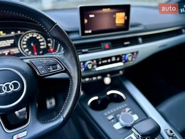 Сірий Ауді А4, об'ємом двигуна 1.98 л та пробігом 136 тис. км за 16250 $, фото 3 на Automoto.ua