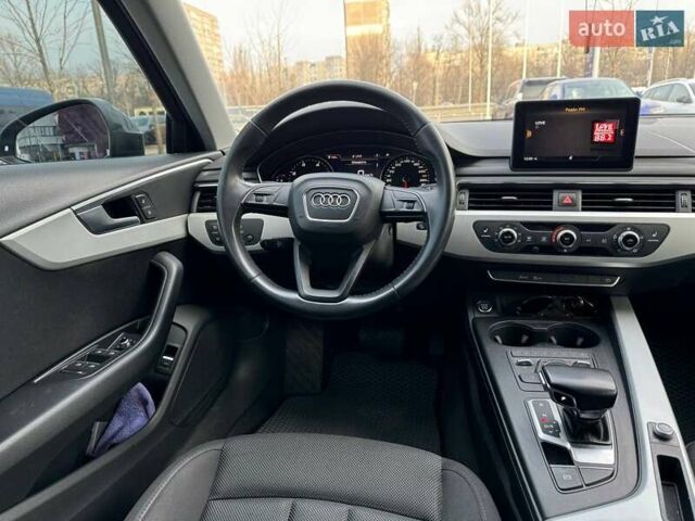 Сірий Ауді А4, об'ємом двигуна 1.97 л та пробігом 223 тис. км за 21990 $, фото 12 на Automoto.ua