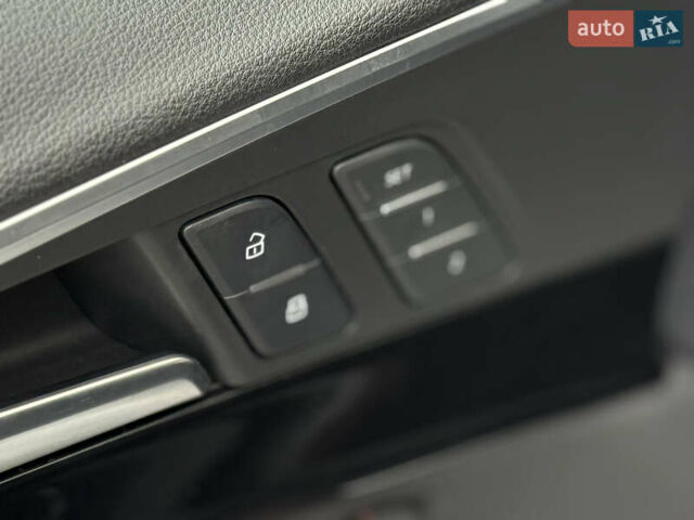 Серый Ауди А4, объемом двигателя 1.98 л и пробегом 141 тыс. км за 26000 $, фото 25 на Automoto.ua