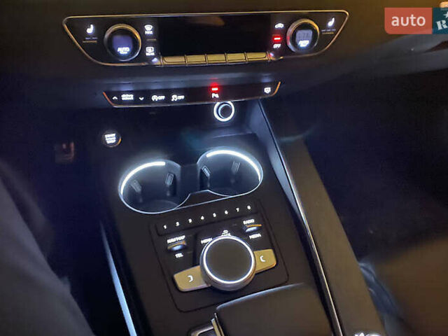 Сірий Ауді А4, об'ємом двигуна 1.98 л та пробігом 98 тис. км за 21000 $, фото 22 на Automoto.ua