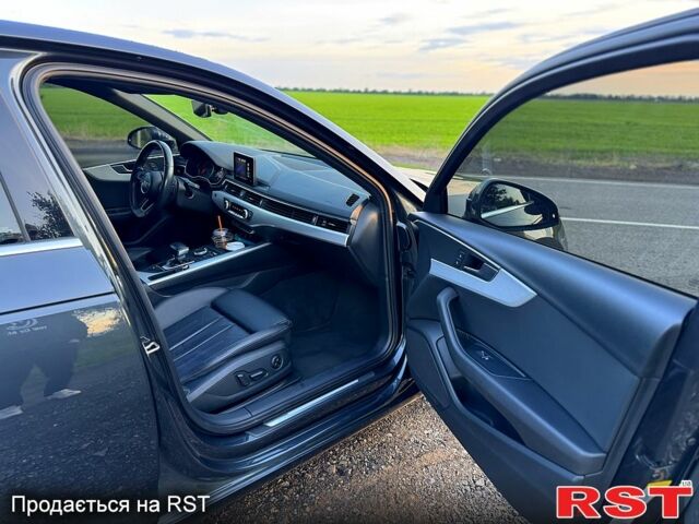 Сірий Ауді А4, об'ємом двигуна 2 л та пробігом 156 тис. км за 19000 $, фото 6 на Automoto.ua