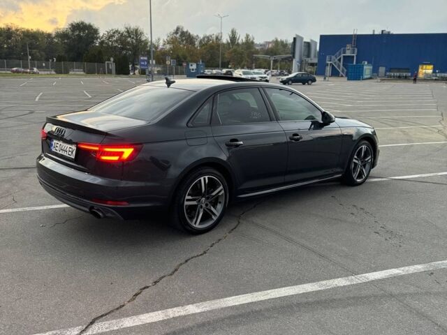 Серый Ауди А4, объемом двигателя 2 л и пробегом 0 тыс. км за 21500 $, фото 5 на Automoto.ua