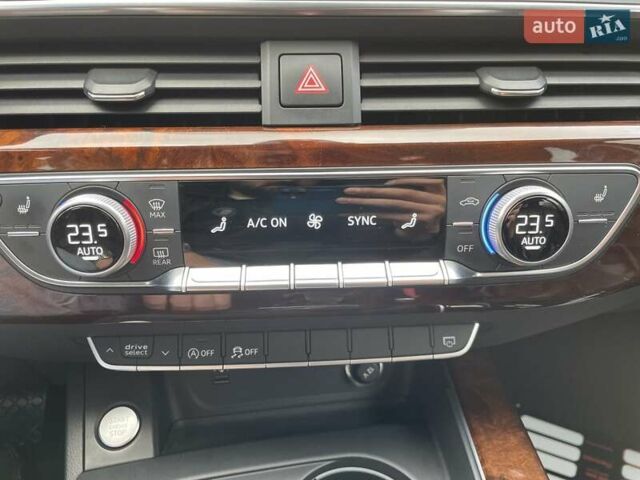 Серый Ауди А4, объемом двигателя 1.98 л и пробегом 48 тыс. км за 18800 $, фото 31 на Automoto.ua