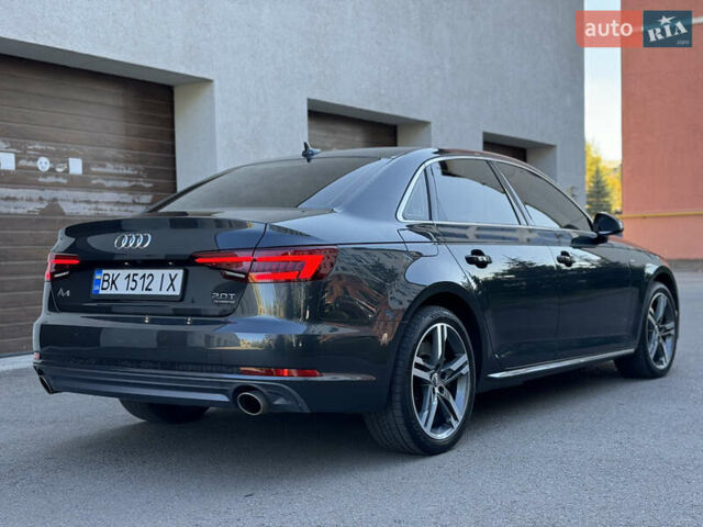 Ауді А4 2018 у Рівному на Automoto.ua Сірий Ауді А4, об'ємом двигуна 2 л та пробігом 76 тис. км за 23499 $, фото 8 на Automoto.ua