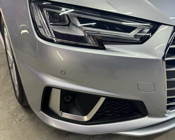 Сірий Ауді А4, об'ємом двигуна 1.98 л та пробігом 13 тис. км за 22500 $, фото 17 на Automoto.ua