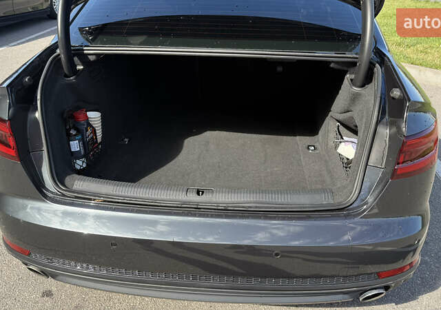 Ауди А4 2018 в Виннице на Automoto.ua Серый Ауди А4, объемом двигателя 1.98 л и пробегом 77 тыс. км за 21900 $, фото 10 на Automoto.ua