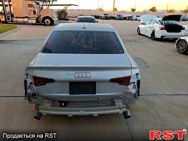 Серый Ауди А4, объемом двигателя 2 л и пробегом 111 тыс. км за 17999 $, фото 4 на Automoto.ua