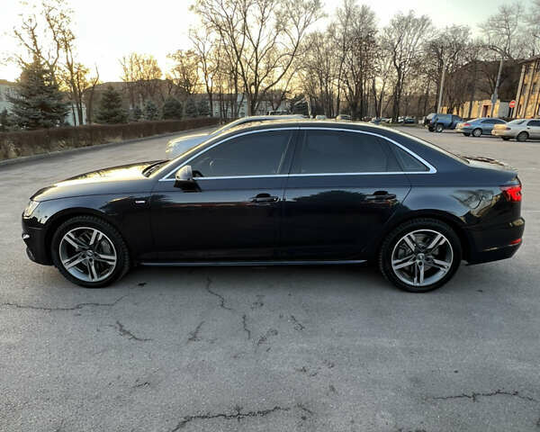 Серый Ауди А4, объемом двигателя 2 л и пробегом 92 тыс. км за 23000 $, фото 4 на Automoto.ua