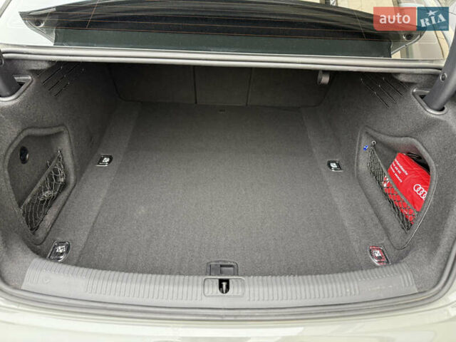 Серый Ауди А4, объемом двигателя 1.98 л и пробегом 141 тыс. км за 26000 $, фото 31 на Automoto.ua