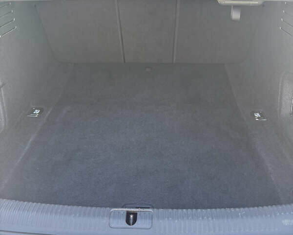 Серый Ауди А4, объемом двигателя 1.98 л и пробегом 148 тыс. км за 22000 $, фото 24 на Automoto.ua