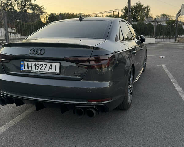 Сірий Ауді А4, об'ємом двигуна 1.98 л та пробігом 114 тис. км за 20900 $, фото 5 на Automoto.ua