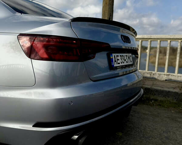 Сірий Ауді А4, об'ємом двигуна 1.98 л та пробігом 121 тис. км за 21999 $, фото 6 на Automoto.ua