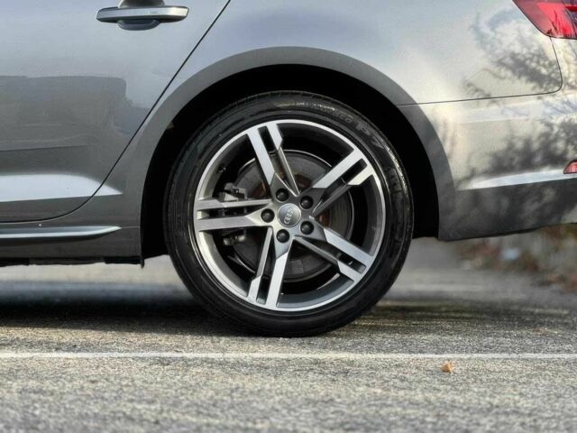 Сірий Ауді А4, об'ємом двигуна 2 л та пробігом 47 тис. км за 14500 $, фото 19 на Automoto.ua