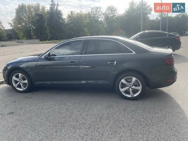 Серый Ауди А4, объемом двигателя 1.98 л и пробегом 63 тыс. км за 19500 $, фото 3 на Automoto.ua