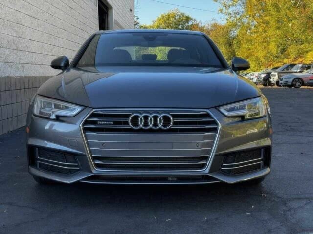 Ауди А4 2018 в Днепре (Днепропетровске) на Automoto.ua Серый Ауди А4, объемом двигателя 2 л и пробегом 40 тыс. км за 12100 $, фото 1 на Automoto.ua