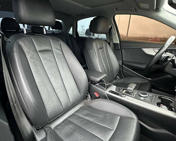 Сірий Ауді А4, об'ємом двигуна 1.98 л та пробігом 96 тис. км за 17999 $, фото 23 на Automoto.ua