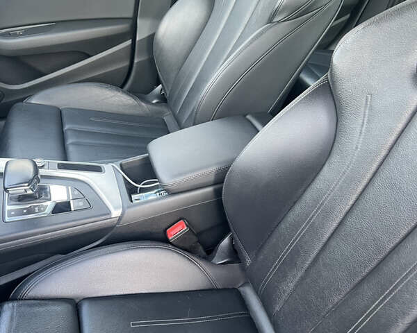 Серый Ауди А4, объемом двигателя 1.4 л и пробегом 178 тыс. км за 21000 $, фото 6 на Automoto.ua