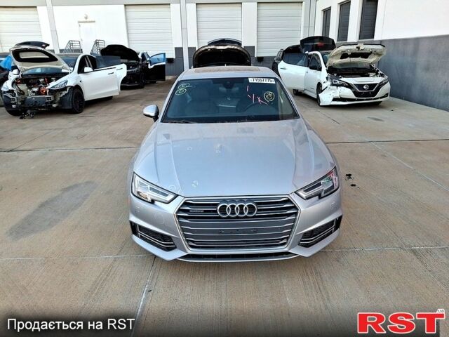 Серый Ауди А4, объемом двигателя 2 л и пробегом 111 тыс. км за 17999 $, фото 1 на Automoto.ua