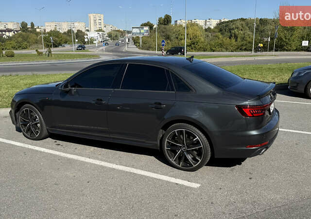 Ауди А4 2018 в Виннице на Automoto.ua Серый Ауди А4, объемом двигателя 1.98 л и пробегом 77 тыс. км за 21900 $, фото 4 на Automoto.ua