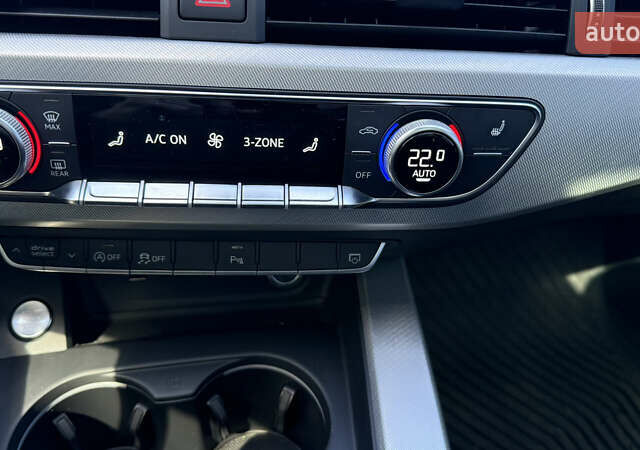 Ауди А4 2018 в Виннице на Automoto.ua Серый Ауди А4, объемом двигателя 1.98 л и пробегом 77 тыс. км за 21900 $, фото 17 на Automoto.ua