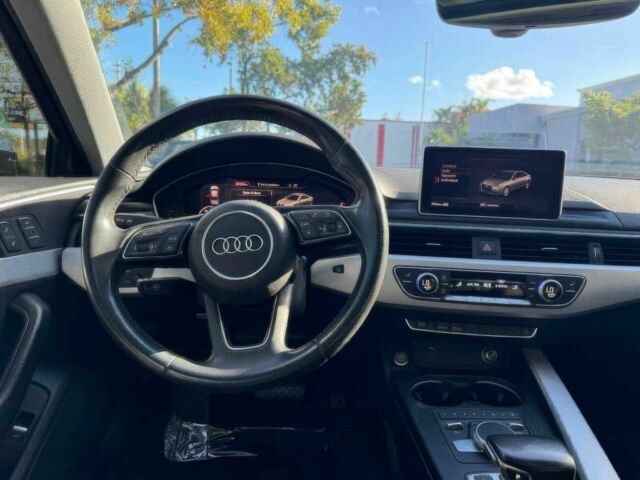 Сірий Ауді А4, об'ємом двигуна 2 л та пробігом 42 тис. км за 4900 $, фото 6 на Automoto.ua