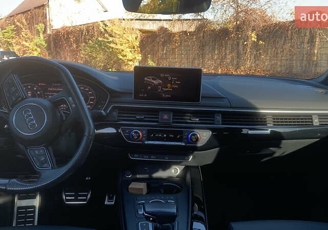 Серый Ауди А4, объемом двигателя 1.98 л и пробегом 113 тыс. км за 27500 $, фото 1 на Automoto.ua