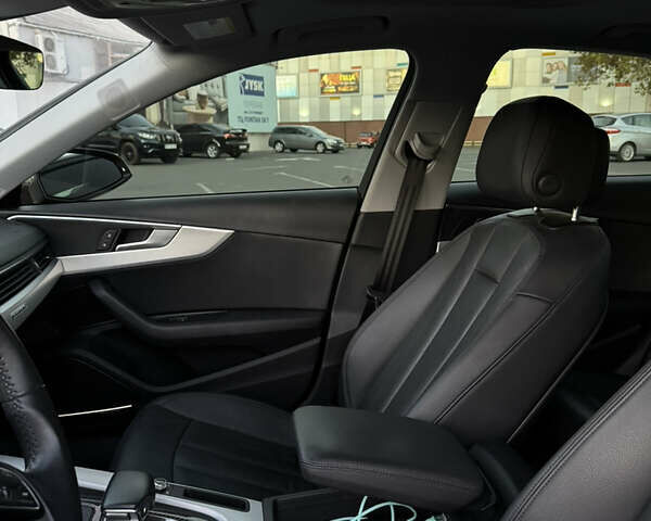 Сірий Ауді А4, об'ємом двигуна 1.98 л та пробігом 114 тис. км за 20900 $, фото 11 на Automoto.ua