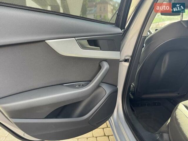 Ауді А4 2018 у Львові на Automoto.ua Сірий Ауді А4, об'ємом двигуна 1.97 л та пробігом 160 тис. км за 22700 $, фото 12 на Automoto.ua