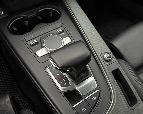 Сірий Ауді А4, об'ємом двигуна 1.97 л та пробігом 116 тис. км за 25899 $, фото 14 на Automoto.ua