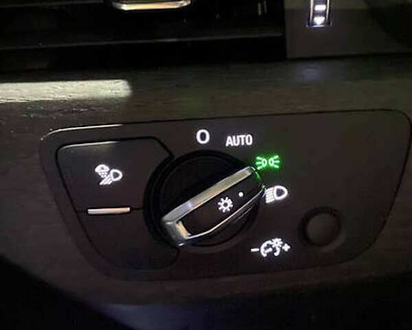 Сірий Ауді А4, об'ємом двигуна 1.98 л та пробігом 98 тис. км за 21000 $, фото 11 на Automoto.ua