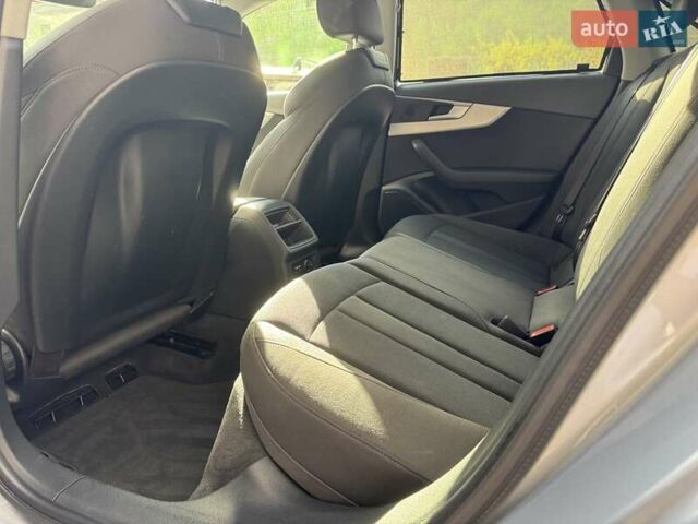 Ауді А4 2018 у Львові на Automoto.ua Сірий Ауді А4, об'ємом двигуна 1.97 л та пробігом 160 тис. км за 22700 $, фото 13 на Automoto.ua