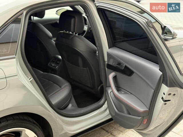 Серый Ауди А4, объемом двигателя 1.98 л и пробегом 142 тыс. км за 24900 $, фото 13 на Automoto.ua