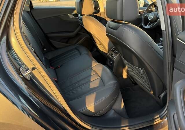 Сірий Ауді А4, об'ємом двигуна 1.98 л та пробігом 49 тис. км за 22500 $, фото 9 на Automoto.ua