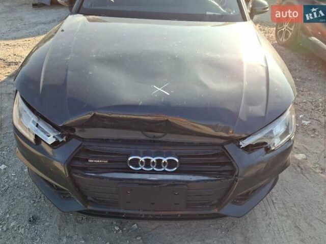Серый Ауди А4, объемом двигателя 2 л и пробегом 212 тыс. км за 17999 $, фото 2 на Automoto.ua
