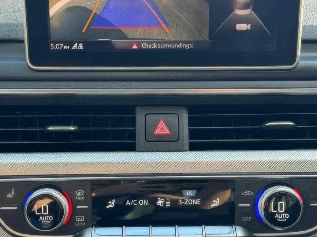 Сірий Ауді А4, об'ємом двигуна 2 л та пробігом 42 тис. км за 4900 $, фото 7 на Automoto.ua