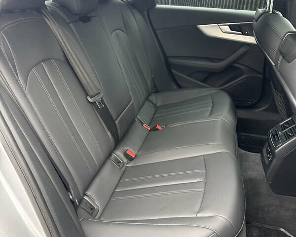 Сірий Ауді А4, об'ємом двигуна 2 л та пробігом 69 тис. км за 19400 $, фото 49 на Automoto.ua