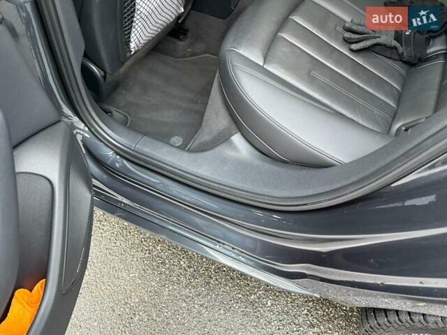 Сірий Ауді А4, об'ємом двигуна 1.98 л та пробігом 140 тис. км за 19999 $, фото 14 на Automoto.ua