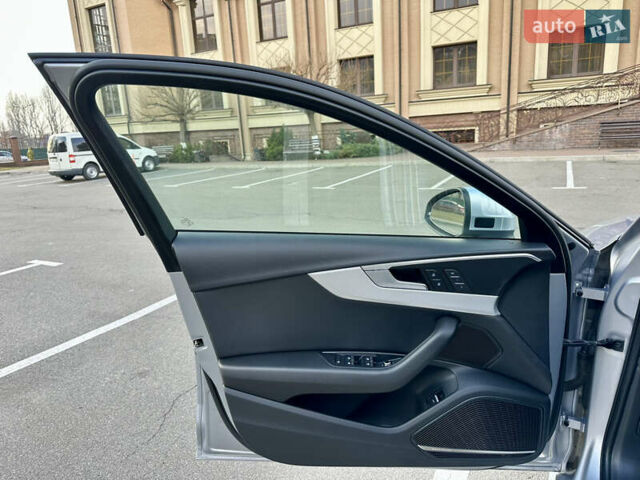 Серый Ауди А4, объемом двигателя 1.98 л и пробегом 99 тыс. км за 21500 $, фото 27 на Automoto.ua