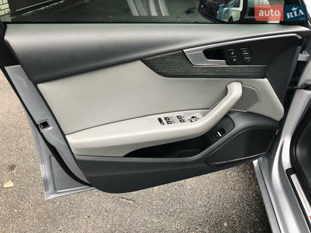 Сірий Ауді А4, об'ємом двигуна 2 л та пробігом 155 тис. км за 16890 $, фото 31 на Automoto.ua
