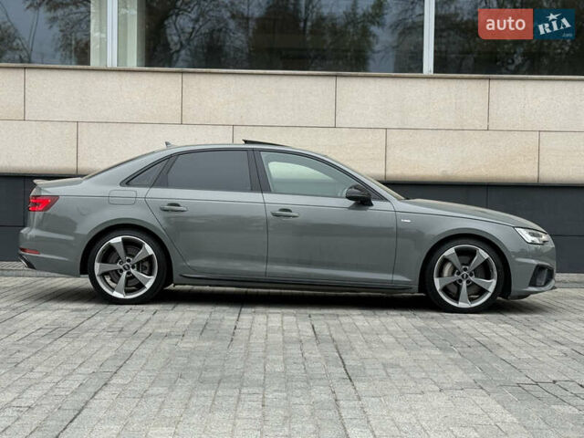 Серый Ауди А4, объемом двигателя 1.98 л и пробегом 141 тыс. км за 26000 $, фото 4 на Automoto.ua