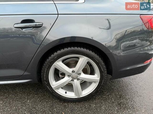 Сірий Ауді А4, об'ємом двигуна 1.98 л та пробігом 140 тис. км за 19999 $, фото 35 на Automoto.ua