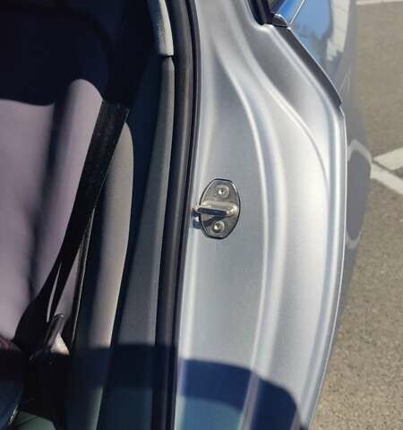 Сірий Ауді А4, об'ємом двигуна 2 л та пробігом 91 тис. км за 18200 $, фото 26 на Automoto.ua