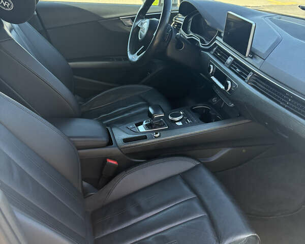 Серый Ауди А4, объемом двигателя 1.98 л и пробегом 148 тыс. км за 22000 $, фото 11 на Automoto.ua