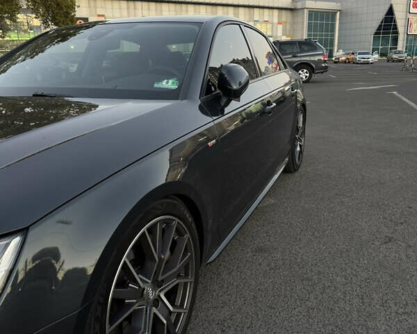 Сірий Ауді А4, об'ємом двигуна 1.98 л та пробігом 114 тис. км за 20900 $, фото 2 на Automoto.ua