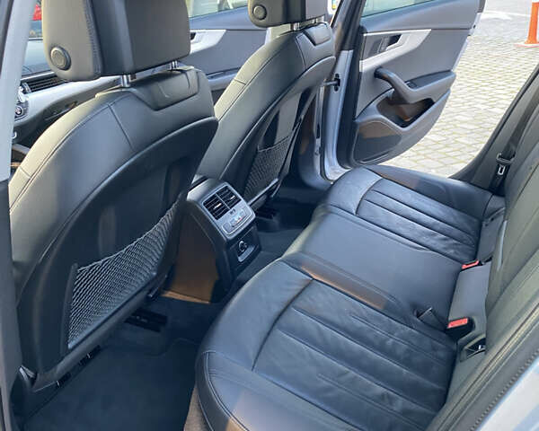 Сірий Ауді А4, об'ємом двигуна 1.98 л та пробігом 165 тис. км за 17990 $, фото 15 на Automoto.ua