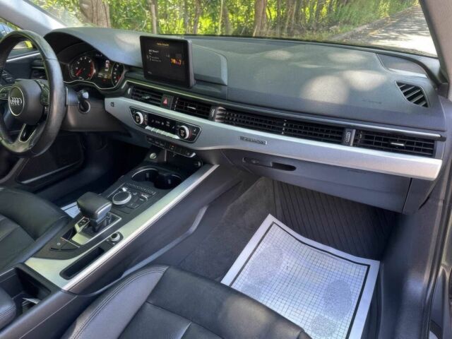 Сірий Ауді А4, об'ємом двигуна 2 л та пробігом 38 тис. км за 5200 $, фото 8 на Automoto.ua