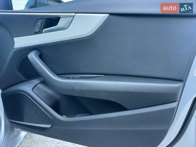 Сірий Ауді А4, об'ємом двигуна 2 л та пробігом 167 тис. км за 17990 $, фото 21 на Automoto.ua