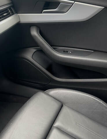 Серый Ауди А4, объемом двигателя 1.4 л и пробегом 178 тыс. км за 21000 $, фото 14 на Automoto.ua