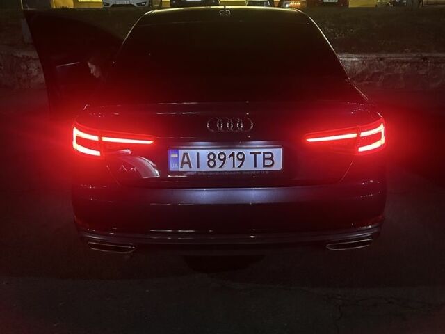 Серый Ауди А4, объемом двигателя 2 л и пробегом 181 тыс. км за 17000 $, фото 2 на Automoto.ua