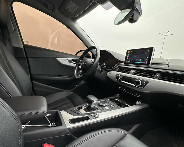 Сірий Ауді А4, об'ємом двигуна 1.98 л та пробігом 96 тис. км за 17999 $, фото 24 на Automoto.ua